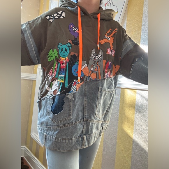 Graphic Hoodie with Denim Patchwork - Picture 4 of 5